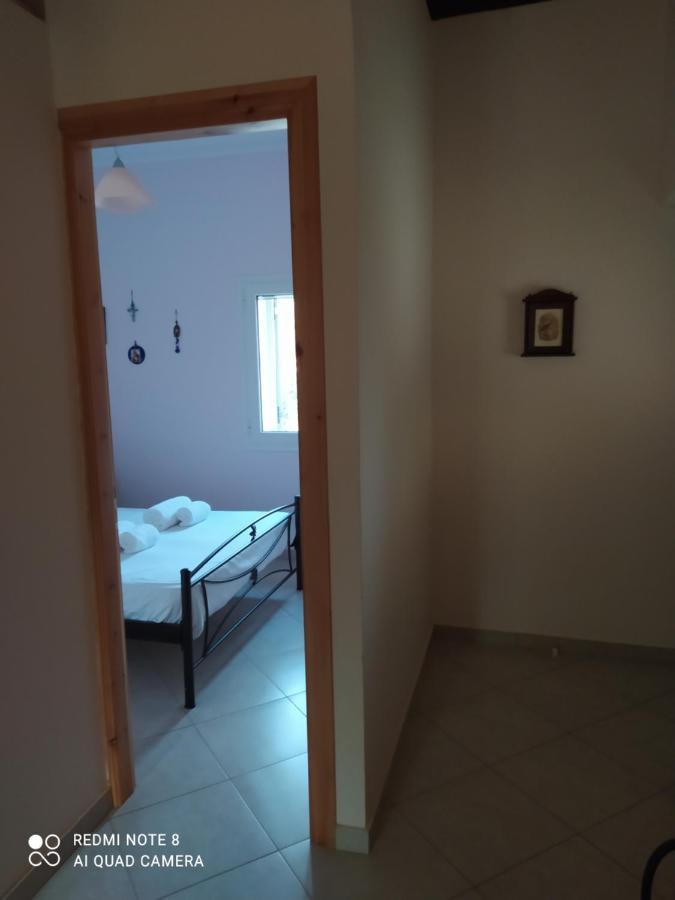 Ozena Countryside Apartment Vromonérion Extérieur photo