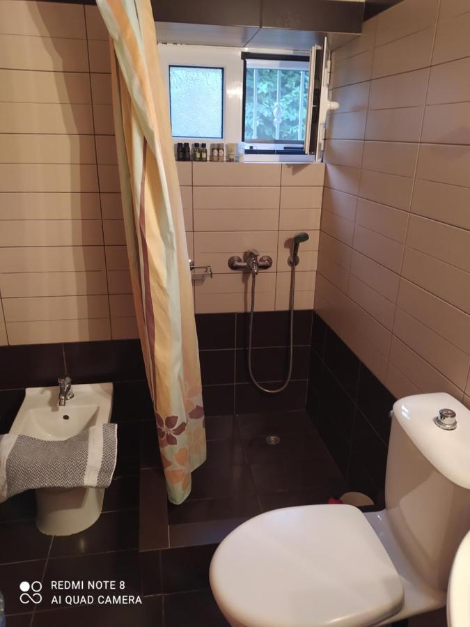 Ozena Countryside Apartment Vromonérion Extérieur photo